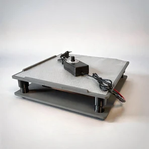 Вибростолик 300*300 мм